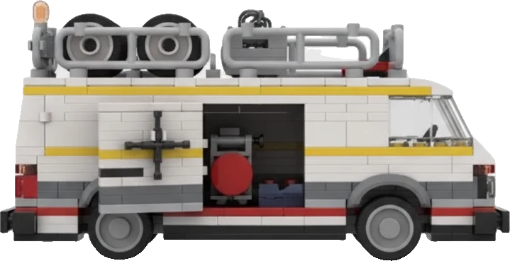 Camping-car avec remorque et voiture de rallye