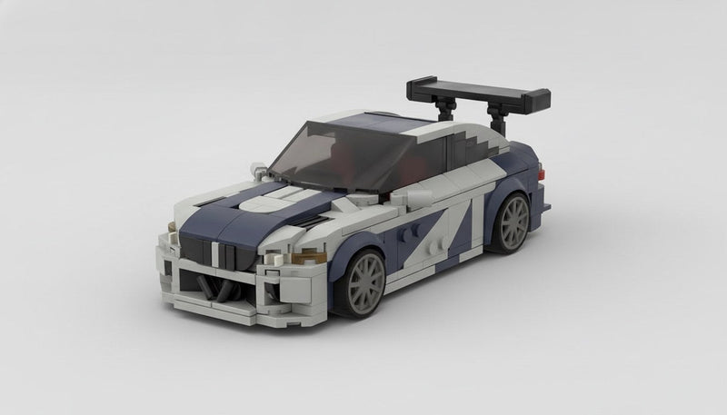 BMW M3 GTR (Need for Speed) · Grau und Weiß