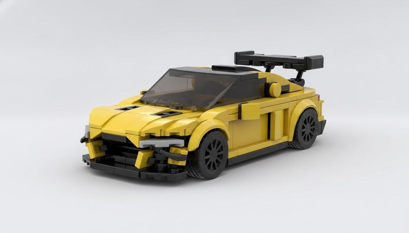BMW M4 GT3 · Gelb und weiß