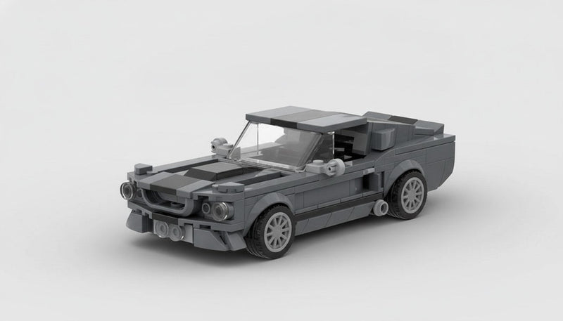 Ford Mustang Shelby GT500 · Grau