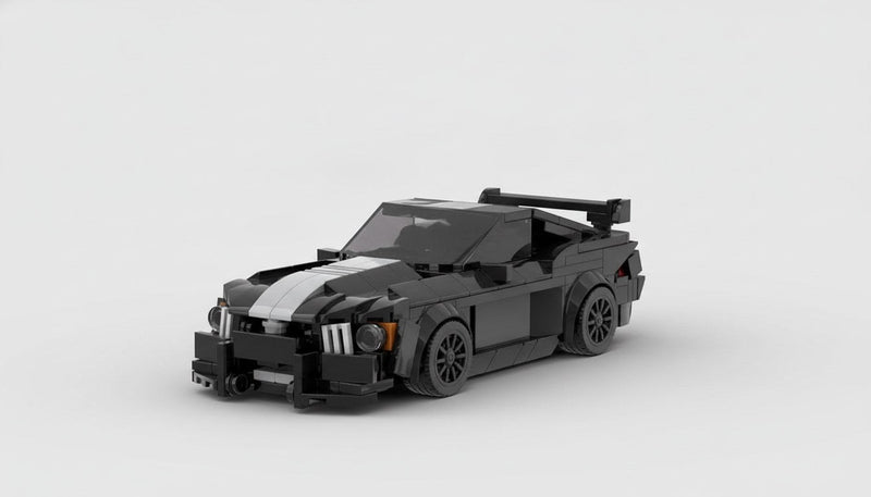 Ford Mustang Shelby GT500 · Schwarz und Weiß
