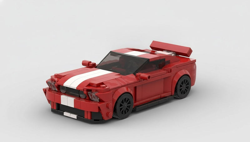 Ford Mustang Shelby GT500 · Rot und Weiß