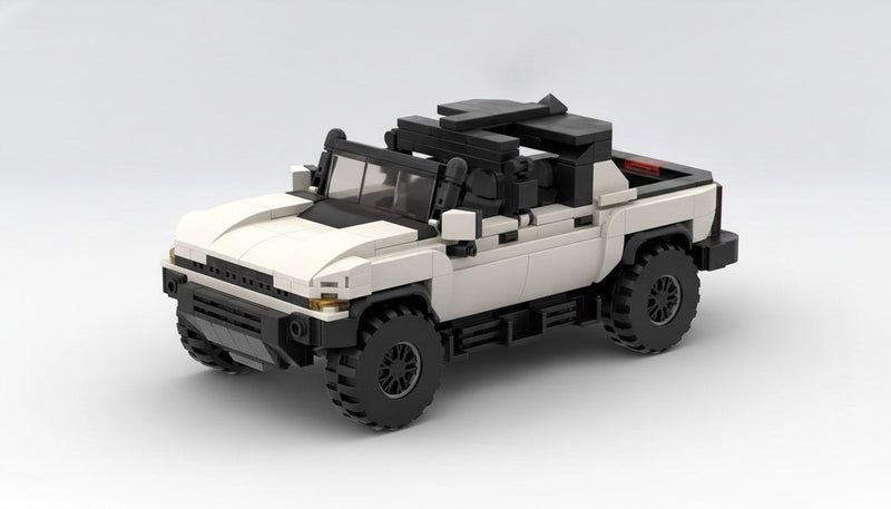 GMC Hummer EV · Weiß und Schwarz