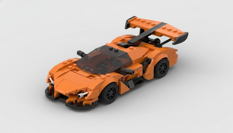 McLaren Senna · Orange und Weiß